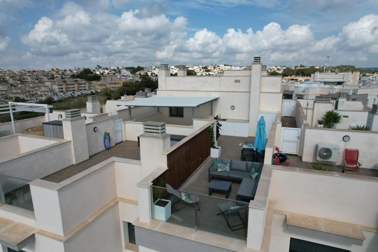 Luxurious Flat & Private Rooftop In Villamartin Orihuela Costa Dehesa de Campoamor  Экстерьер фото