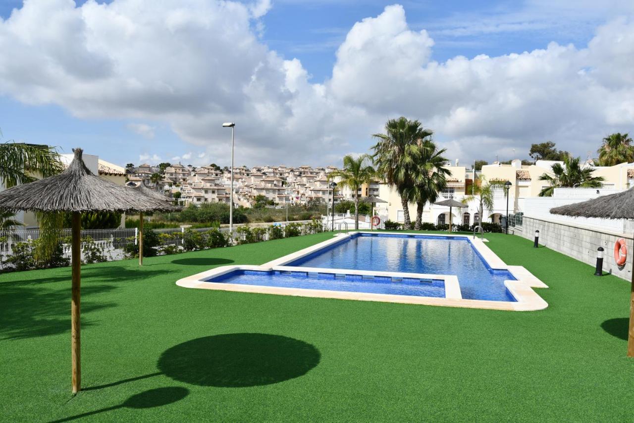 Luxurious Flat & Private Rooftop In Villamartin Orihuela Costa Dehesa de Campoamor  Экстерьер фото